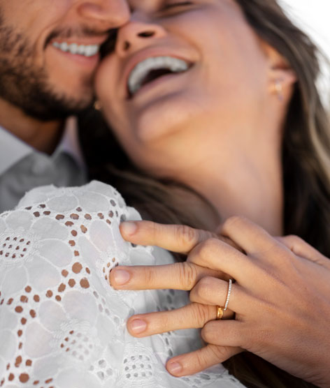 happy-couple-prenup-marriagescience