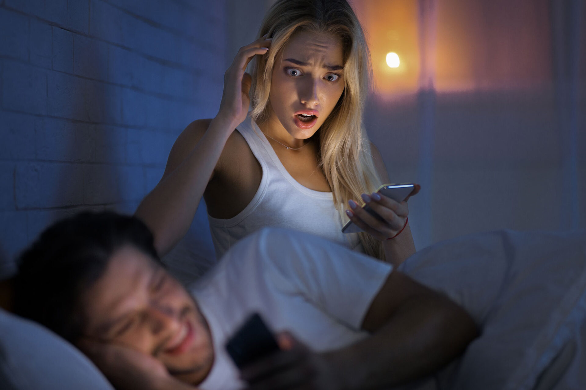 What is Micro-Cheating? Understanding the Subtle Betrayals in Modern Relationships What is Micro-Cheating? Understanding the Subtle Betrayals in Modern Relationships