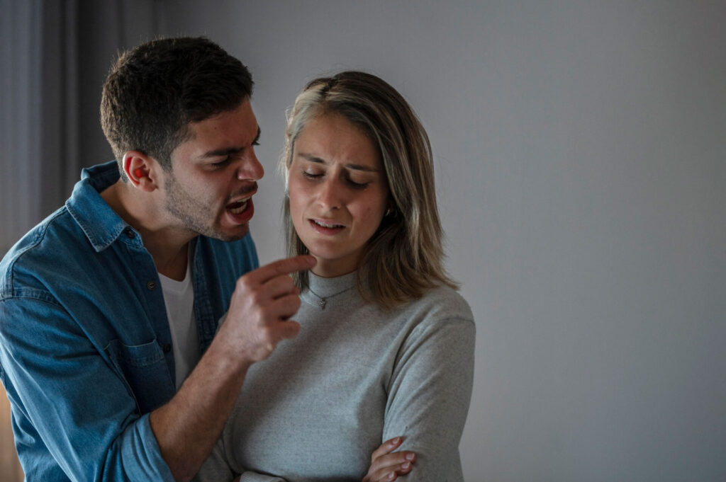 who cheats more men or women